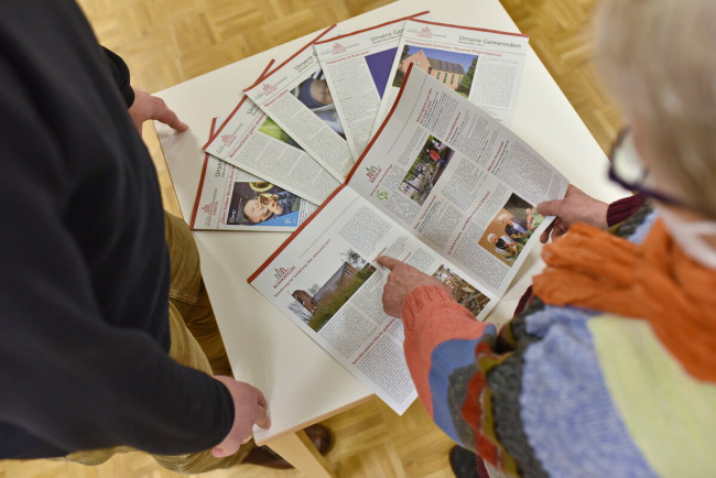 Informationsheft beim Treffen der ehrenamtlichen Redaktion 3